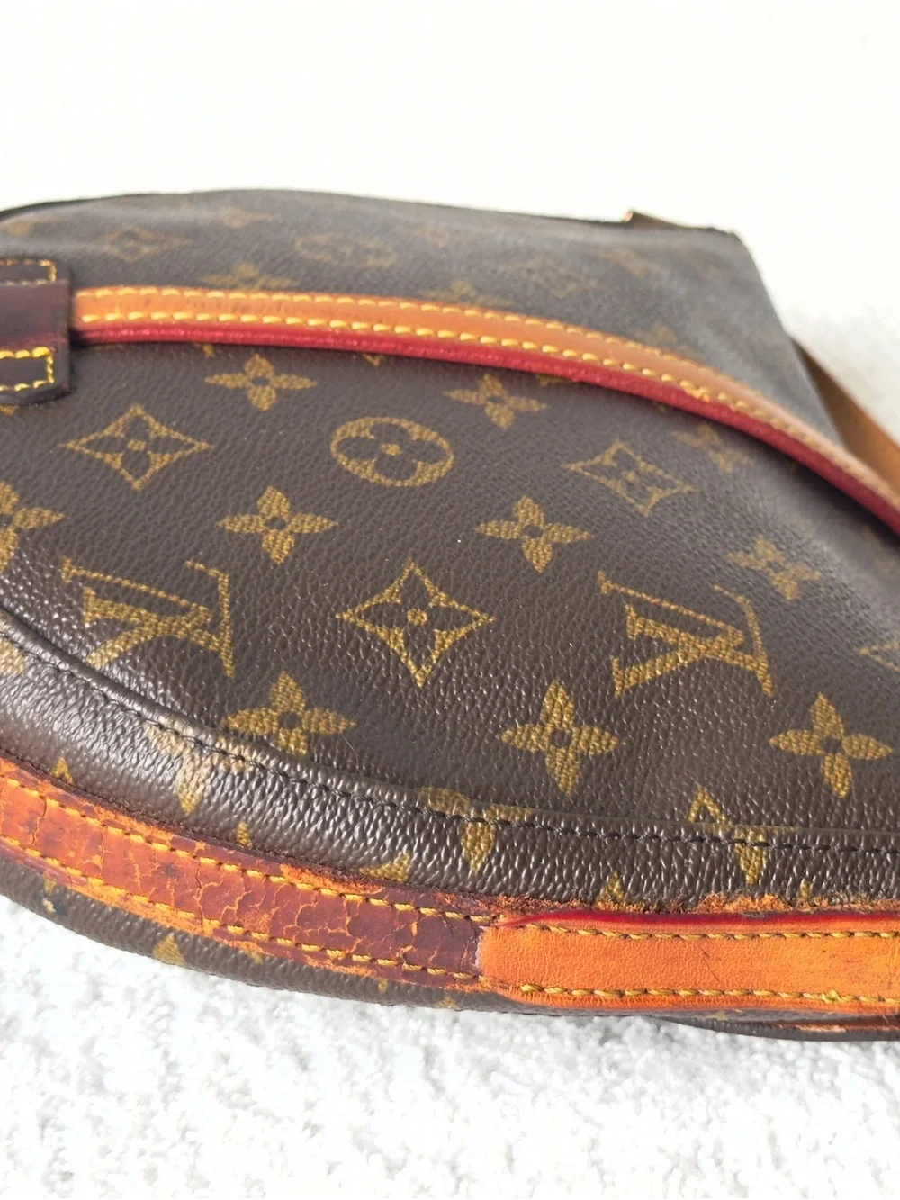 Louis Vuitton vuitton monogram